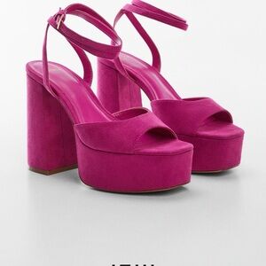 Mango Chunky platform heels in fuschia w suede like finish.